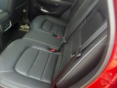 Used 2025 MAZDA CX-5 AWD 2.5 S w/ Preferred Package image 5