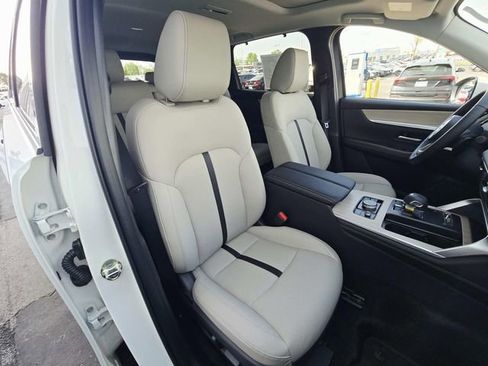 New 2026 MAZDA CX-90 Plug-In Hybrid w/ Preferred image 15