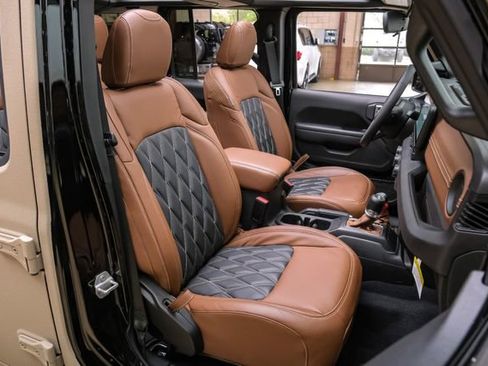 Used 2024 Jeep Wrangler Unlimited Sport AWD/4WD image 73