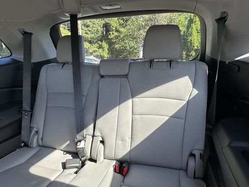 Used 2021 Honda Pilot Special Edition image 10