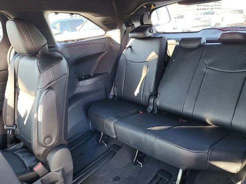 New 2026 Toyota Sienna Limited image 25