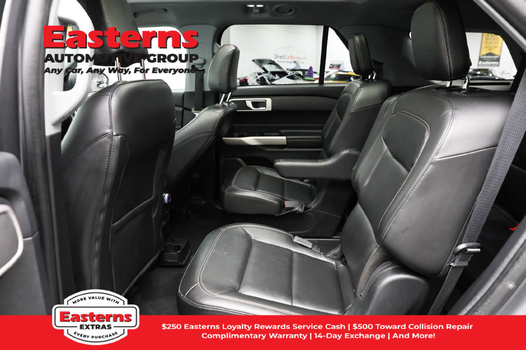 Used 2023 Ford Explorer XLT w/ Equipment Group 202A AWD/4WD image 21