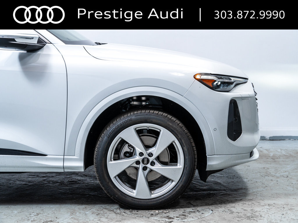 Used 2025 Audi Q5 Premium AWD/4WD image 13