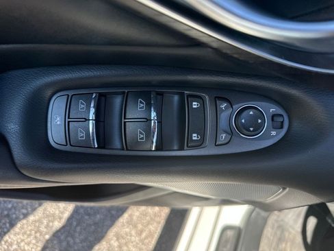 Used 2021 INFINITI Q50 Sensory w/ Cargo Package image 30