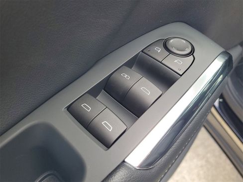 New 2026 Chevrolet Traverse LT w/ Driver Confidence Package image 16