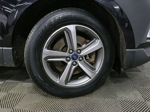 Used 2019 Ford Edge SEL w/ Equipment Group 201A AWD/4WD image 15