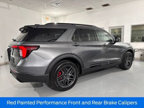 New 2026 Ford Explorer ST-Line RWD image 13