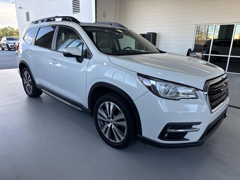 Used 2022 Subaru Ascent Limited w/ Technology Package image 8