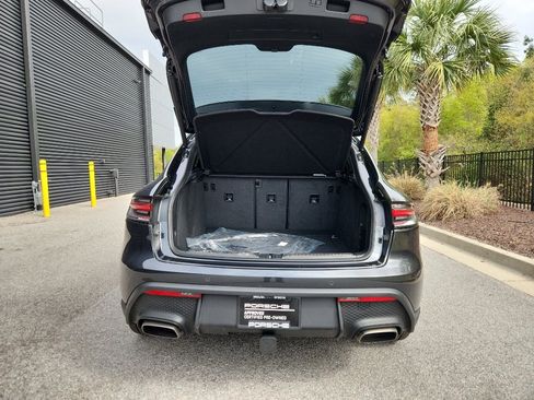 New 2025 Porsche Macan image 44