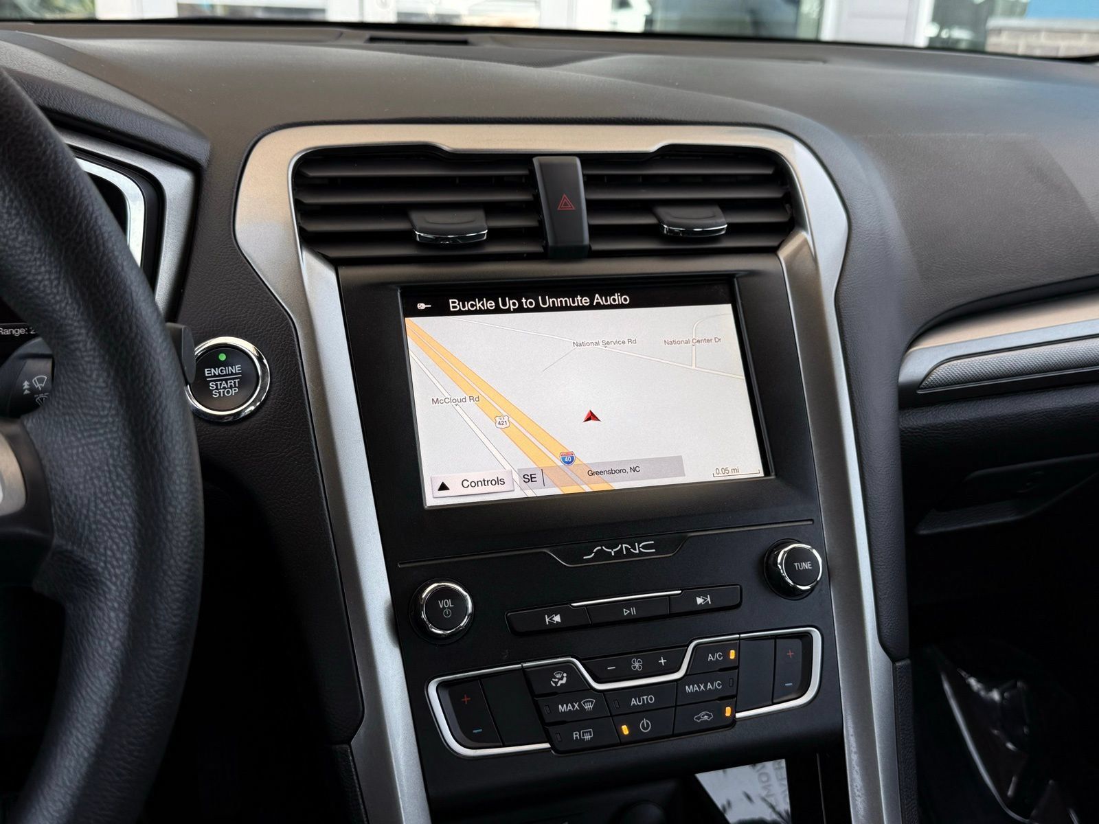Used 2019 Ford Fusion SE FWD image 35