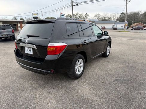Used 2010 Toyota Highlander SE image 6