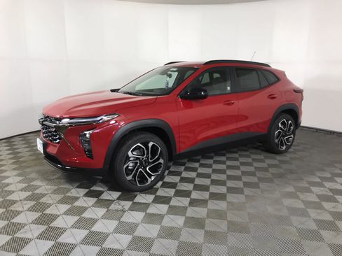 New 2026 Chevrolet Trax RS image 3