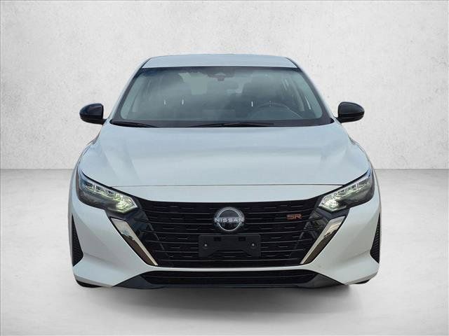 Used 2025 Nissan Sentra SR FWD image 2