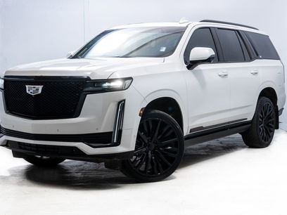 Used 2022 Cadillac Escalade Sport Platinum w/ Heavy-Duty Trailer Package