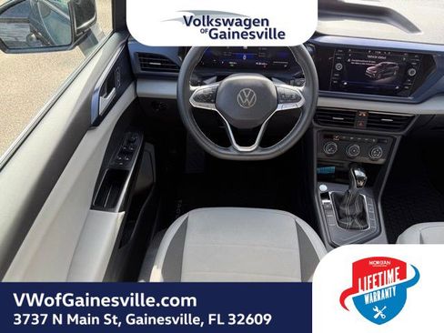 Used 2022 Volkswagen Taos SE image 15