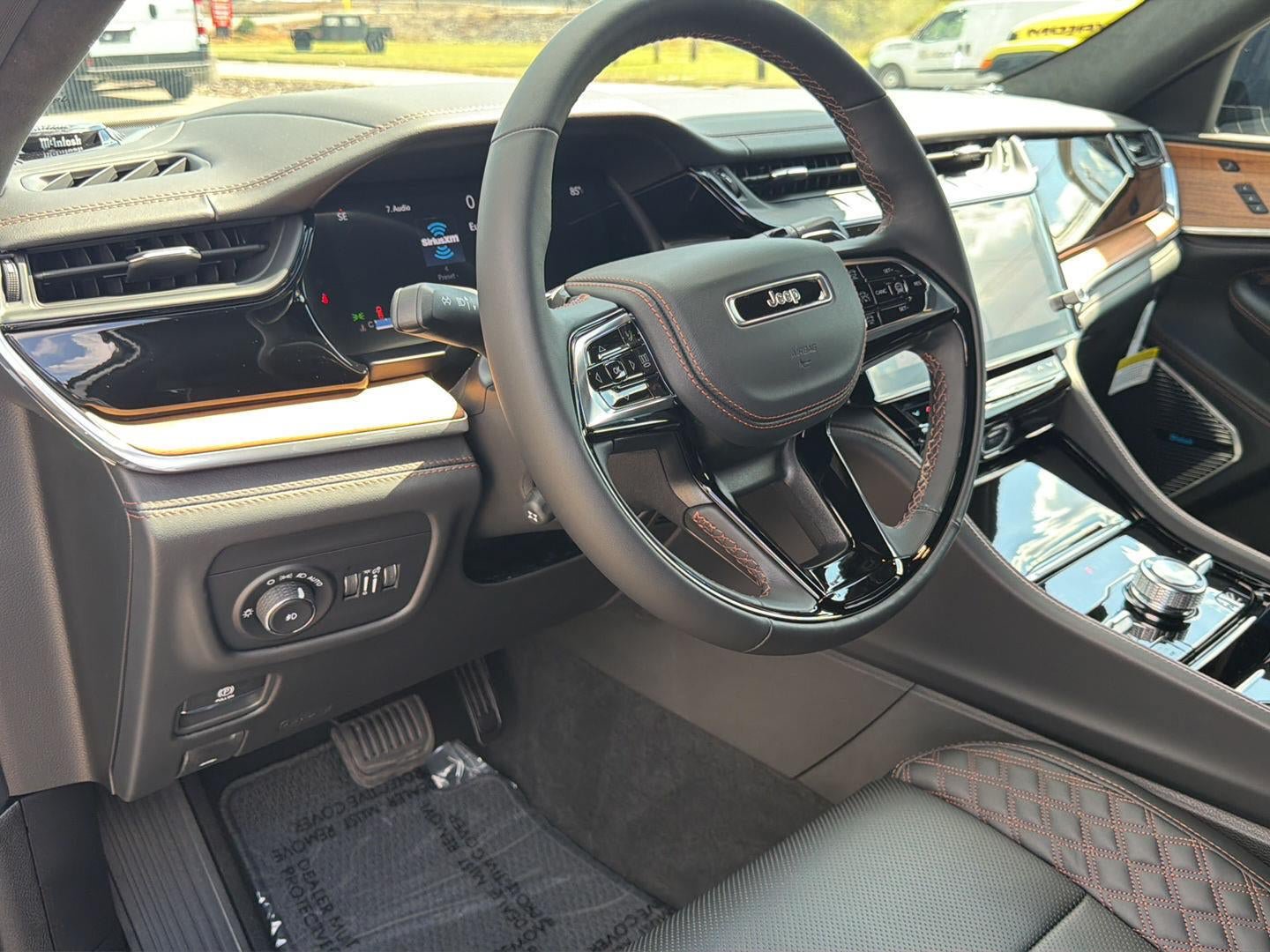 New 2027 Jeep Grand Cherokee Summit AWD/4WD image 5