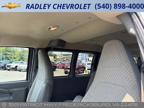 Certified 2024 Chevrolet Express 3500 LT w/ LT Preferred Equipment Group RWD image 2