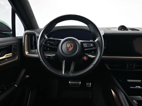 Certified 2024 Porsche Cayenne Turbo GT AWD/4WD image 13
