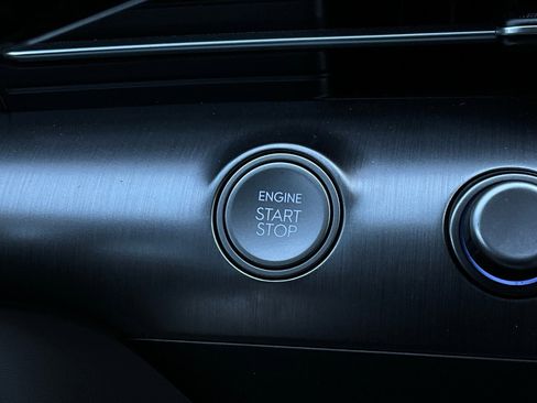 Used 2025 Hyundai Kona SEL image 29