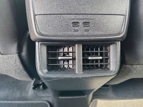 Certified 2026 Chevrolet Equinox LT AWD/4WD image 11