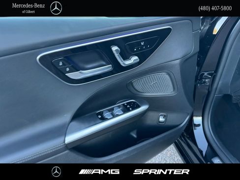 Used 2024 Mercedes-Benz C 300 Sedan image 12