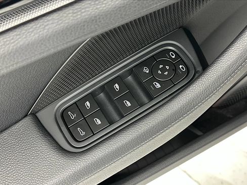 Certified 2025 Porsche Panamera 4 AWD/4WD image 26