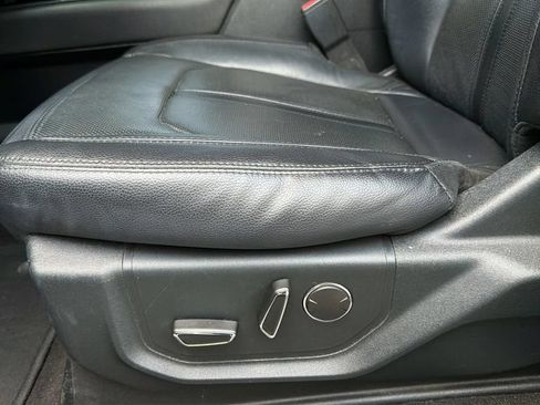 Used 2020 Ford Expedition Limited RWD image 19