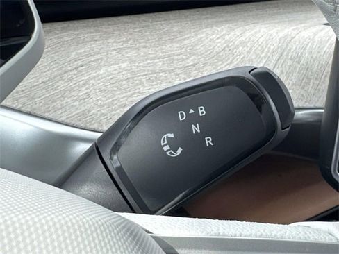 New 2025 Volkswagen ID. Buzz 1st Edition image 14