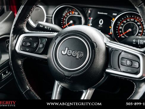 Used 2021 Jeep Gladiator Overland w/ Popular Equipment Package AWD/4WD image 25