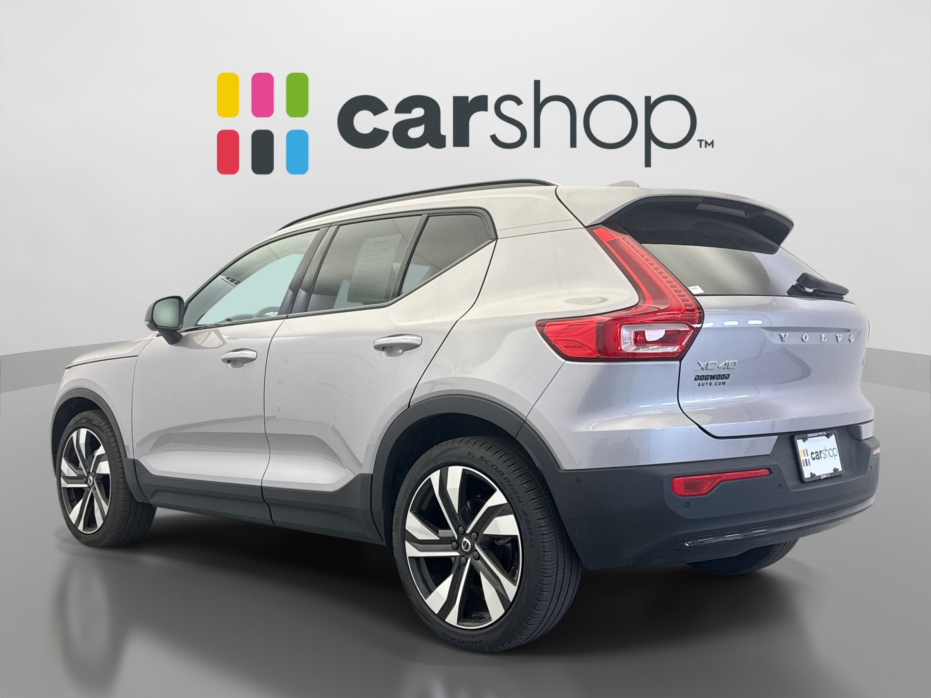 Used 2026 Volvo XC40 B5 Ultra w/ Protection Package Premier AWD/4WD image 3