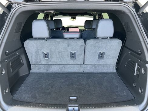 Used 2024 Chevrolet Traverse RS image 23