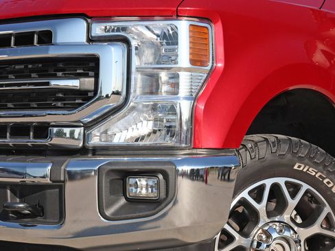 Used 2020 Ford F250 Lariat w/ Lariat Ultimate Package AWD/4WD image 13