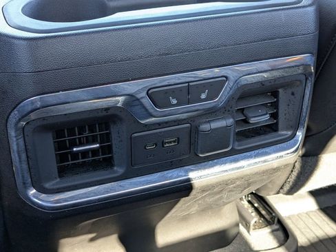 Used 2021 Chevrolet Silverado 3500 High Country w/ Z71 Off-Road Package image 15