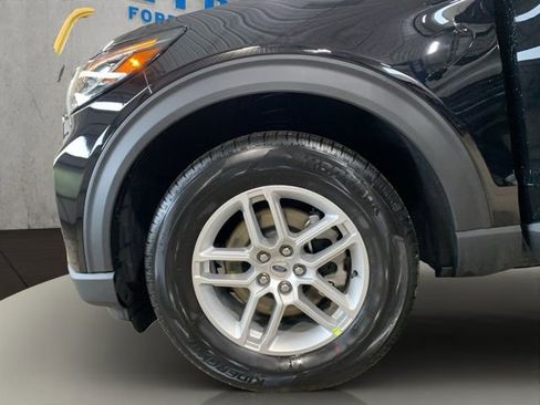 New 2026 Ford Explorer Active AWD/4WD image 21