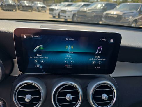 Used 2022 Mercedes-Benz GLC 300 image 24