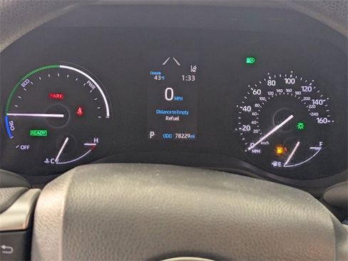 Used 2021 Toyota Sienna LE image 17