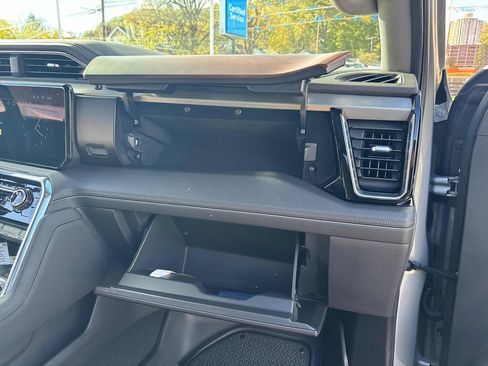 Used 2025 GMC Sierra 1500 Denali image 64