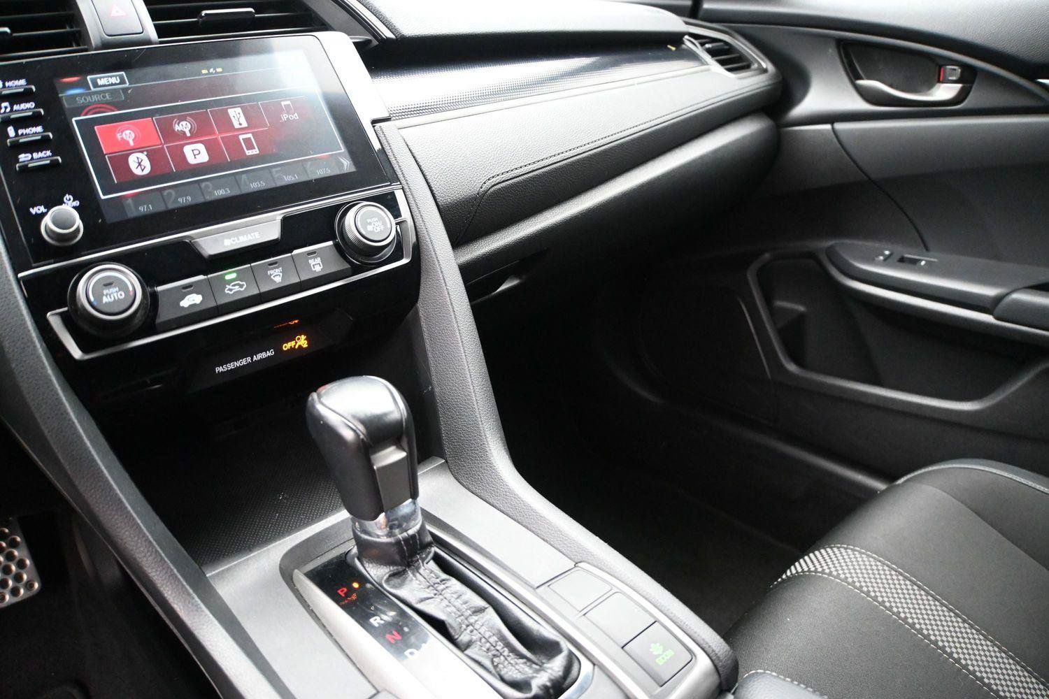 Used 2021 Honda Civic Sport image 4