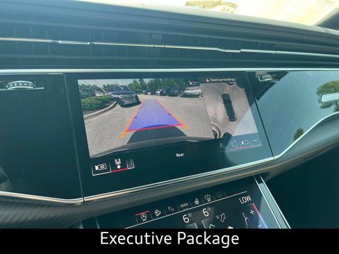 New 2026 Audi SQ7 Prestige AWD/4WD image 9