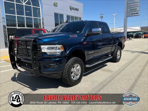 Used 2022 RAM 2500 Laramie AWD/4WD image 1