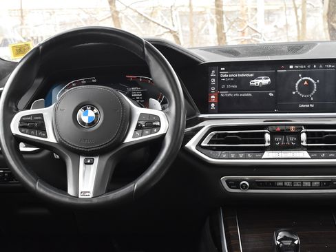 Used 2020 BMW X7 xDrive40i w/ M Sport Package image 34