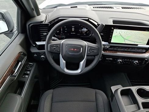 New 2026 GMC Sierra 1500 Elevation image 8