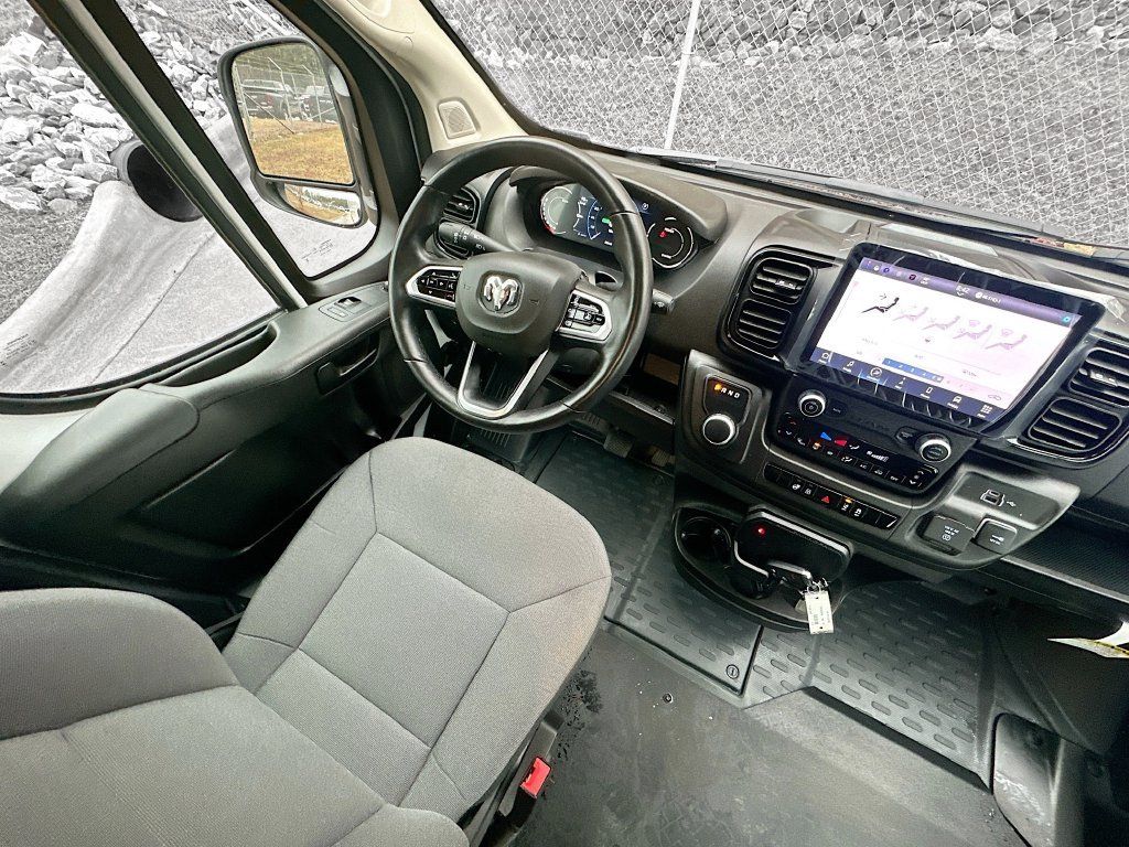 Used 2024 RAM ProMaster 3500 w/ Delivery Van Package FWD image 8
