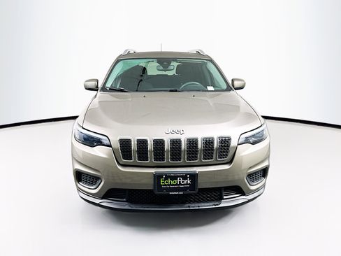 Used 2021 Jeep Cherokee Latitude image 2