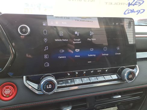 Certified 2024 Chevrolet Colorado Z71 w/ Z71 Convenience Package 2 image 23