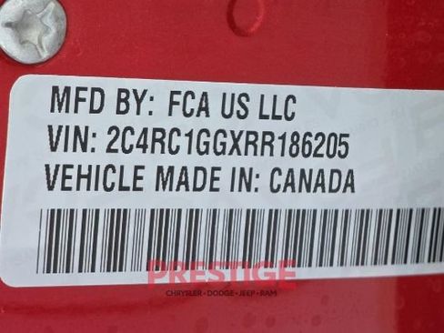 Used 2024 Chrysler Pacifica Limited w/ S Appearance Package FWD image 26