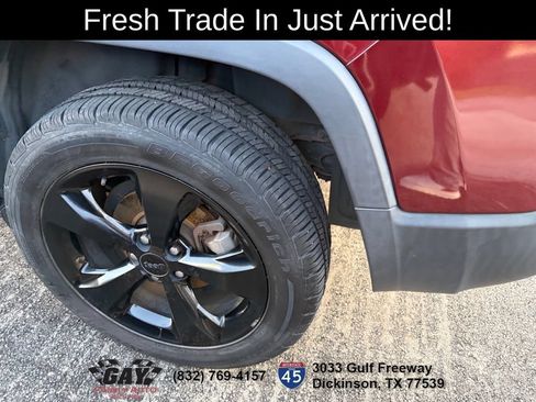 Used 2020 Jeep Cherokee Latitude Plus FWD image 6
