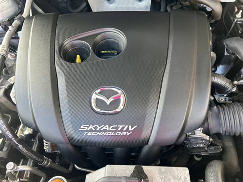 Used 2017 MAZDA CX-5 Touring w/ Preferred Equipment Package AWD/4WD image 23
