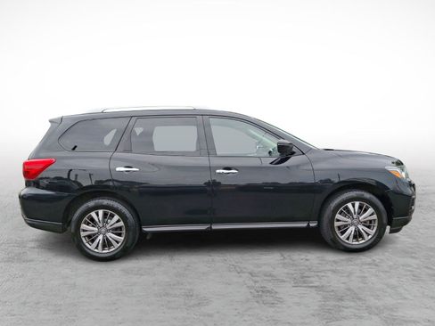 Used 2019 Nissan Pathfinder S AWD/4WD image 7