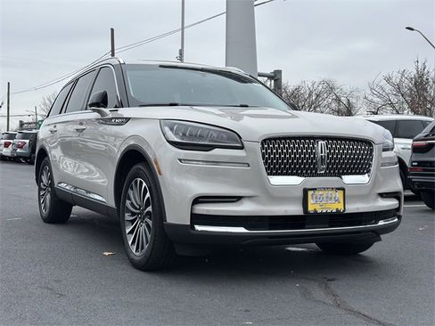Certified 2022 Lincoln Aviator AWD w/ Premium Package image 49
